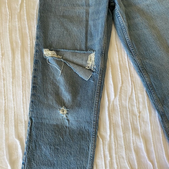 Abercrombie Ultra High Rise 90s Straight Jean - Picture 8 of 9